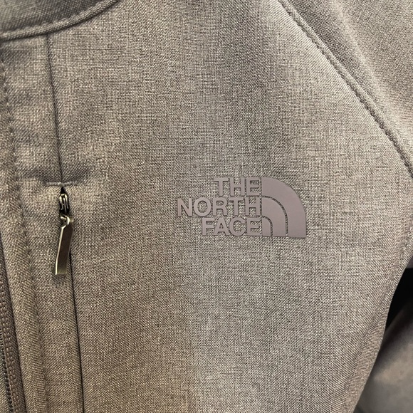 The North Face Women's Charcoal Ski Jacket - Picture 2 of 5